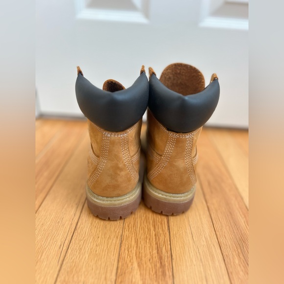 Timberland 6” premium waterproof boots - Picture 4 of 8